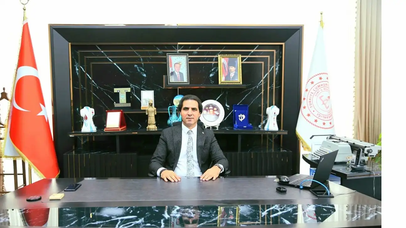 Siirt İl Milli Eğitim Müdürü İlhan Saz'dan 24 Kasım Öğretmenler Günü Mesajı