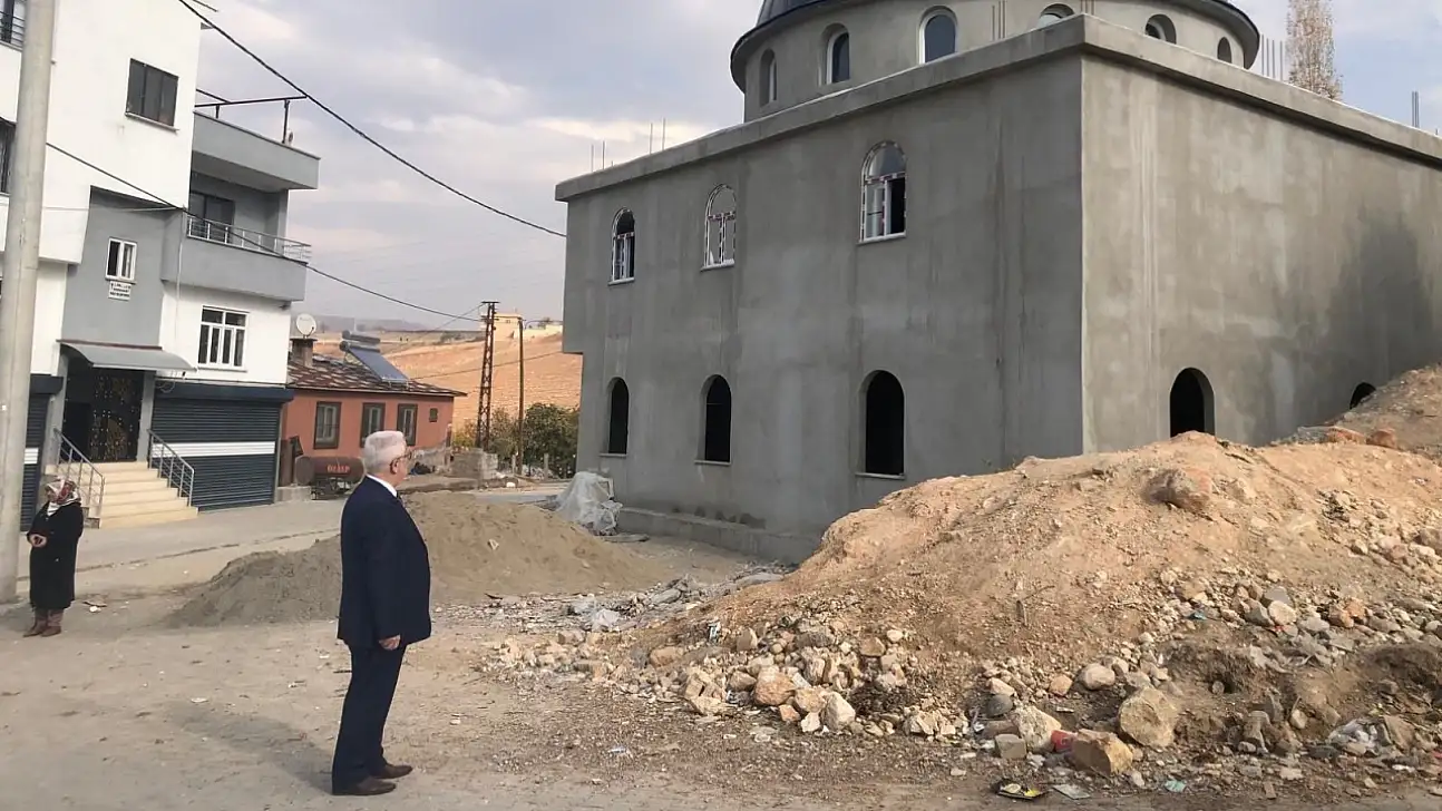 Siirt İl Müftüsü Şakir Pinal'den İnşaatları Devam Eden Cami ve Kur'an Kurslarına İnceleme