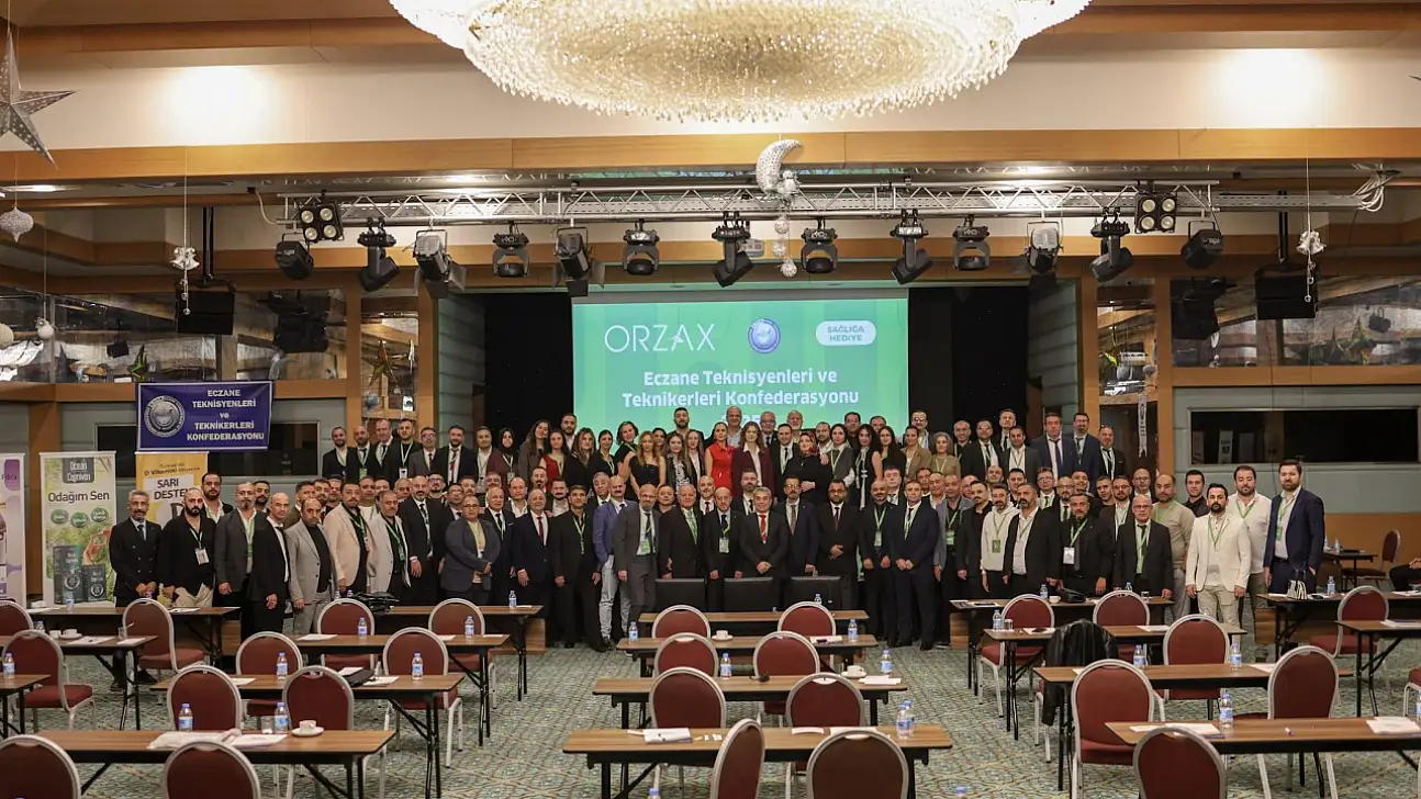 Siirt, KKTC'de düzenlenen 2025 Eczane Teknisyenleri Zirvesi'nde güçlü şekilde temsil edildi