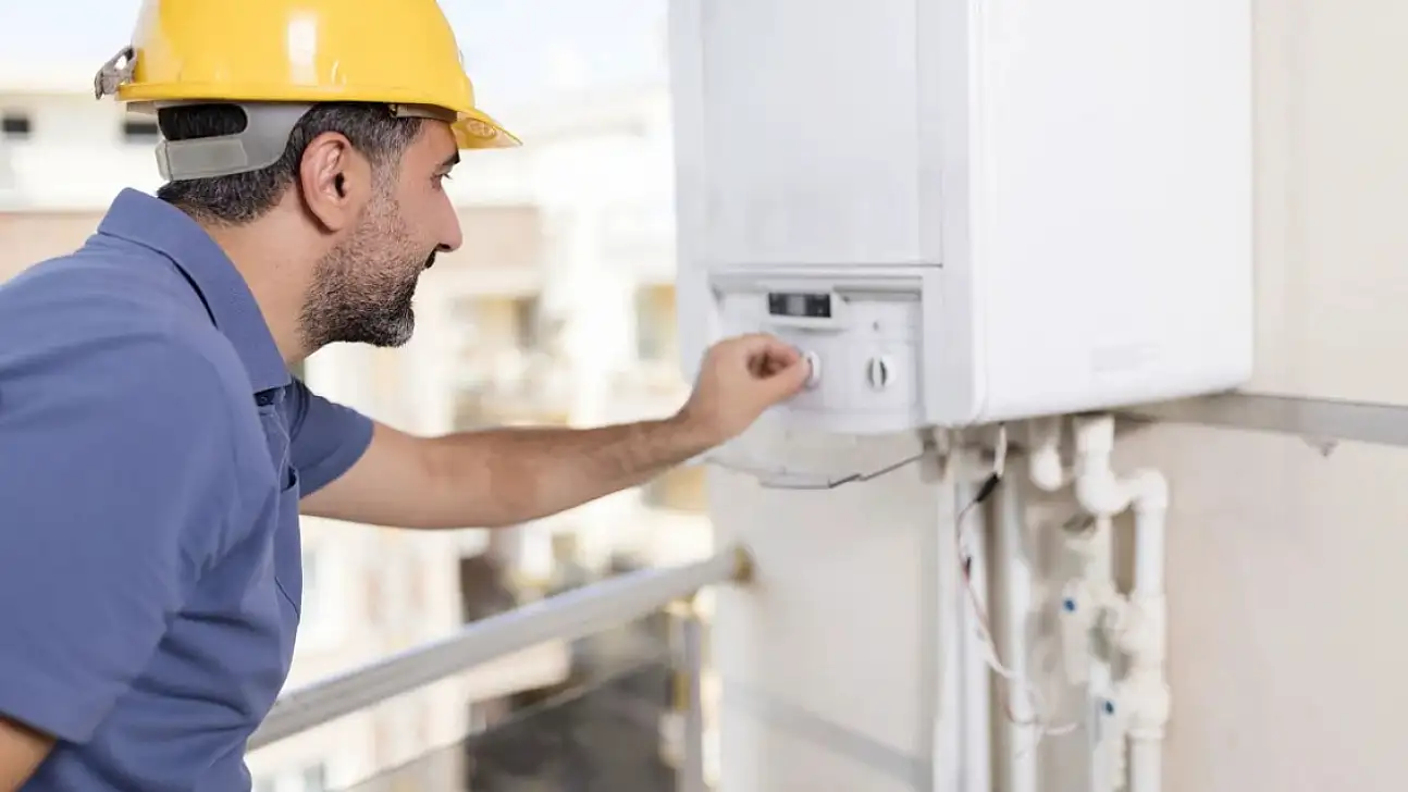 Siirt'te Doğalgaz Kullanıcılarına Önemli Uyarı: 'Kapalı Balkondaki Kombi Tehlike Saçıyor!'