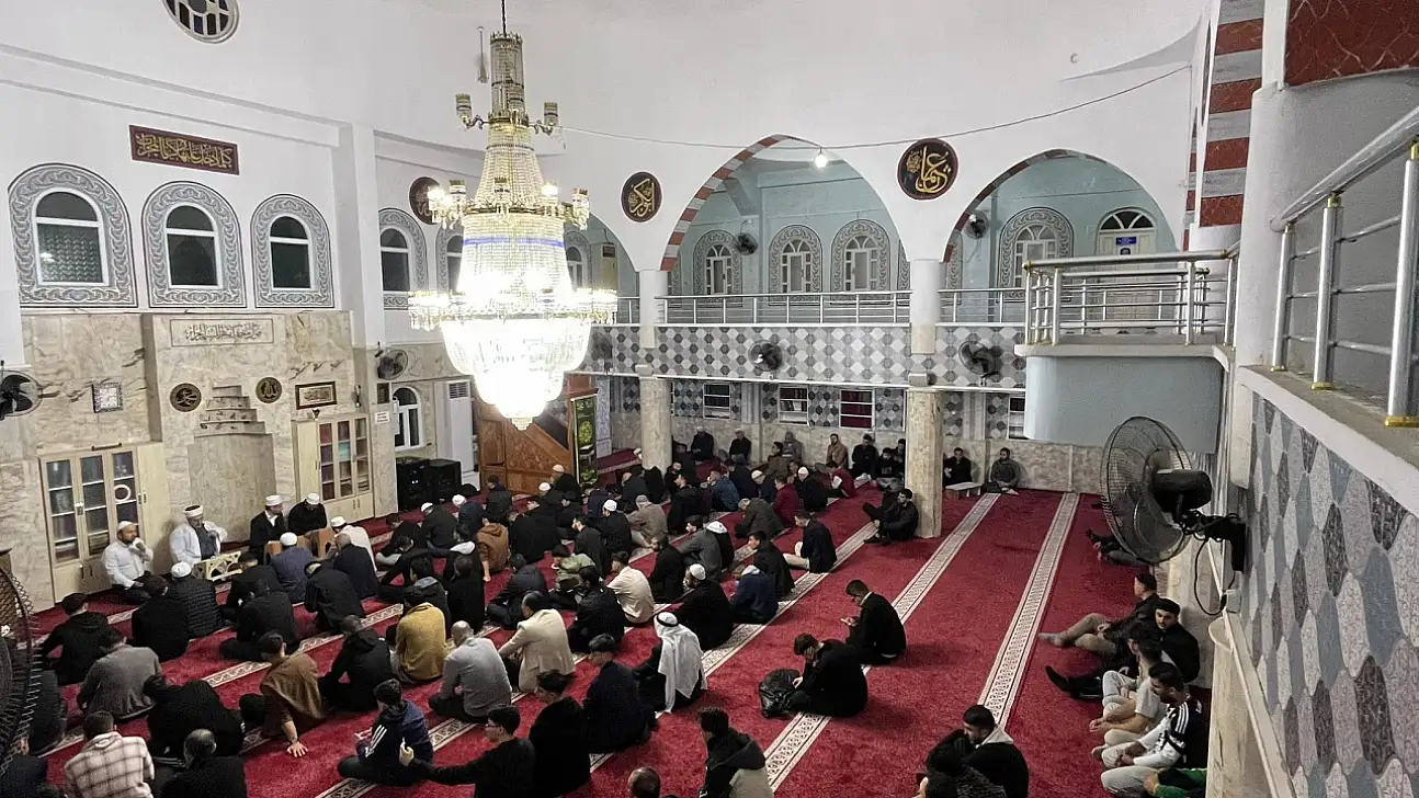 Siirt'te Gençler Sabah Namazında Buluştu