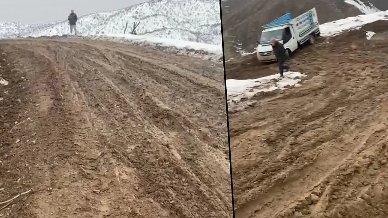 Siirt'te köy yolu çamura teslim: Köylüler hayvan yemi taşıyamıyor