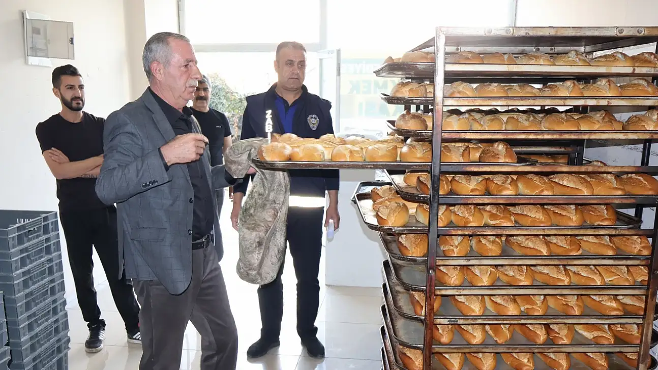 Siirt'te Kurtalan Belediyesi Halk Ekmek Fırını Denetlendi