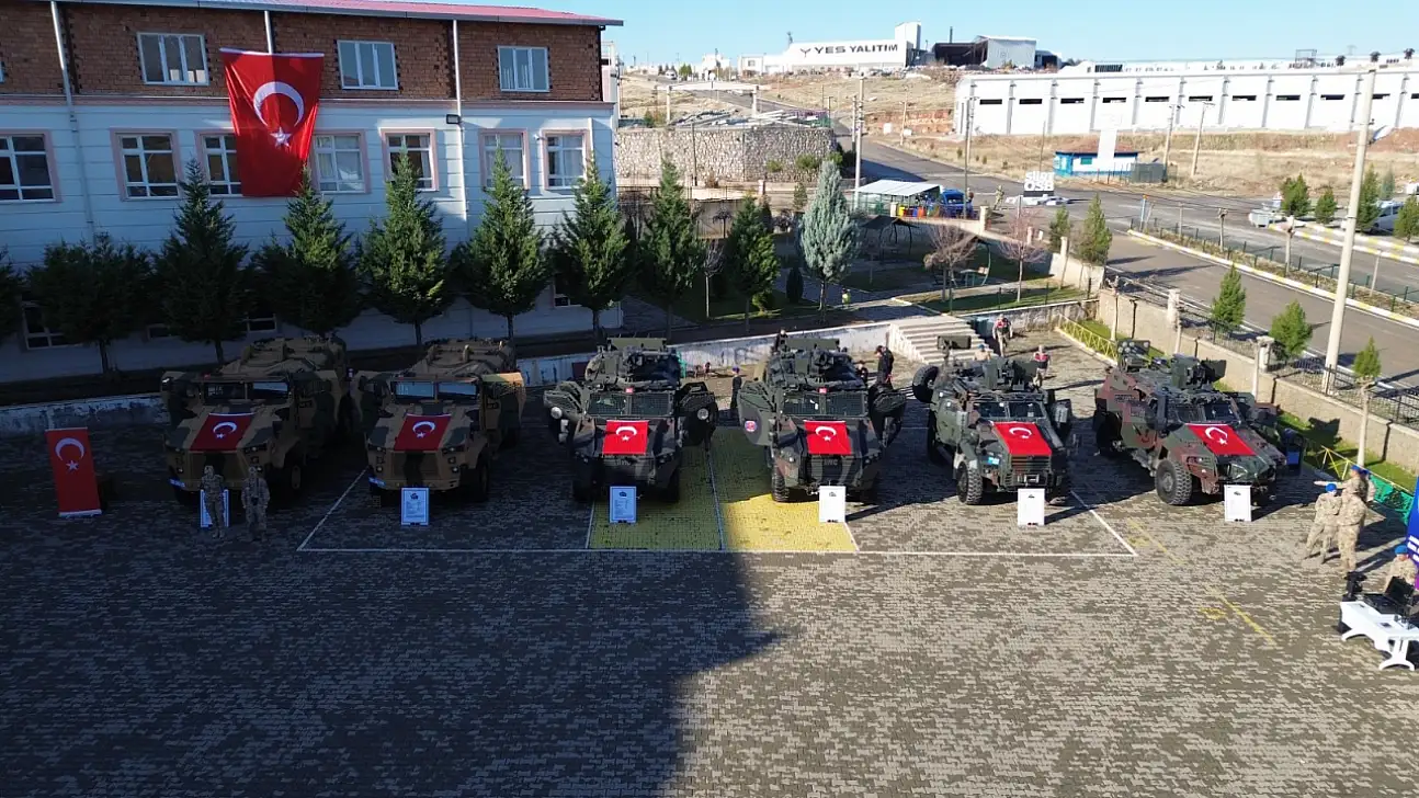 Siirt'te yerli malı haftasında yerli ve milli savunma sanayi ürünleri öğrencilere tanıtıldı