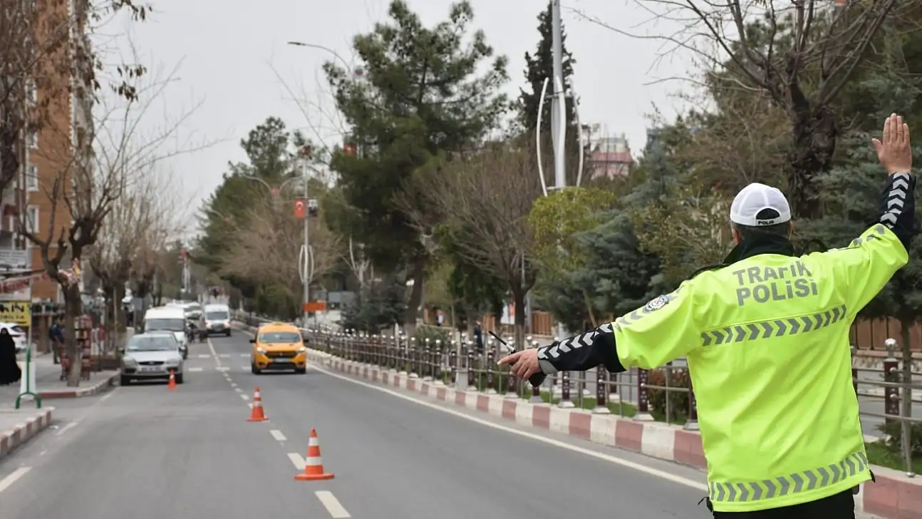 Siirt'te Yılbaşı Öncesi Kritik Açıklama: 2 Bin 472 Personel Görevde