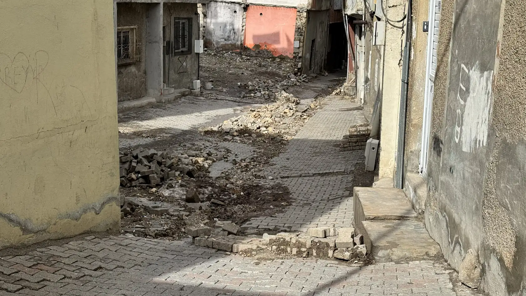 Siirt'te Dumlupınar Mahallesi Sakinleri Doğal Gaz Geldiğine Sevinemedi