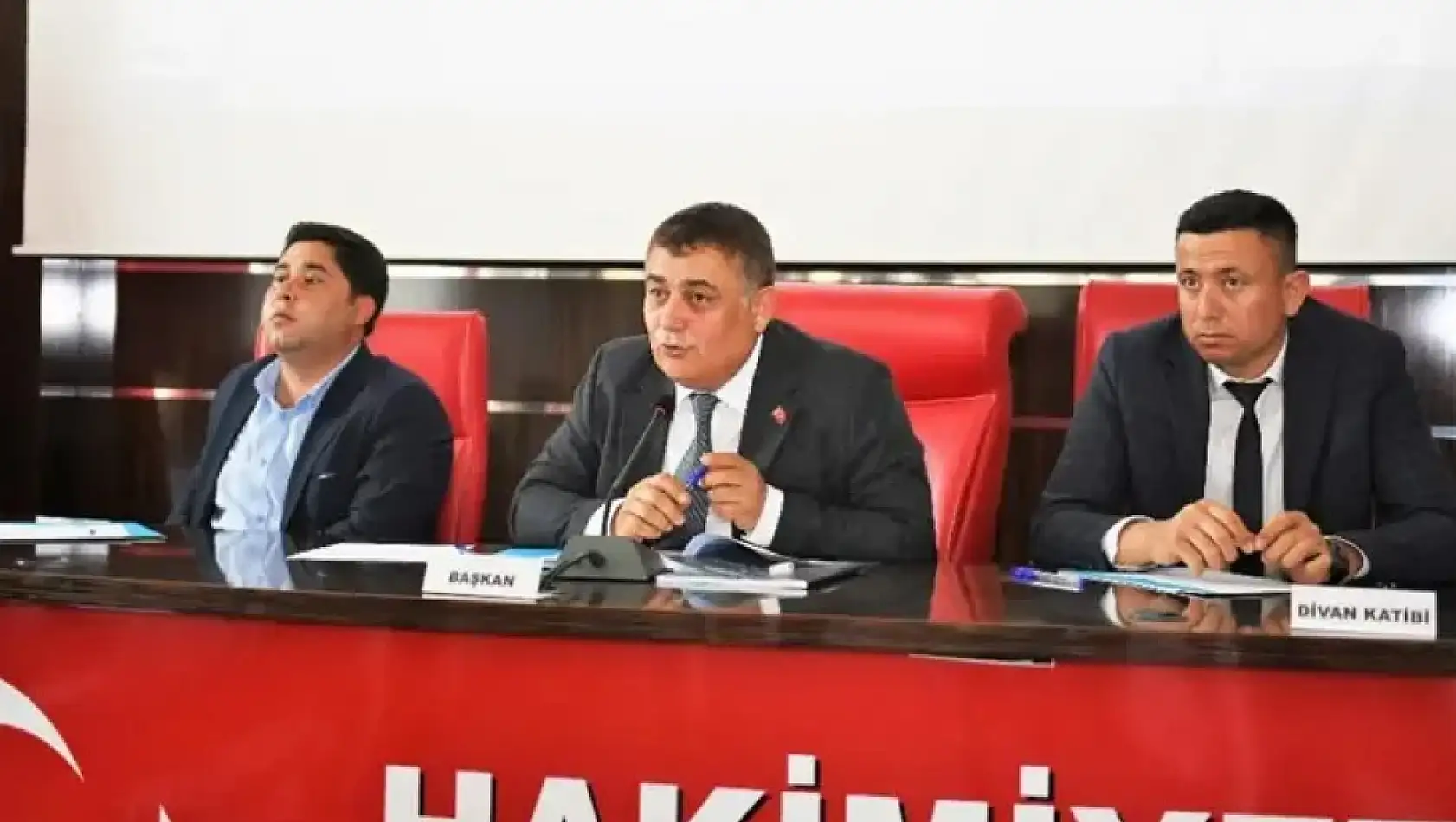 İsa Yıldırım: ''CHP'den ayrıldım, AK Parti'ye geçmeye niyetim var''
