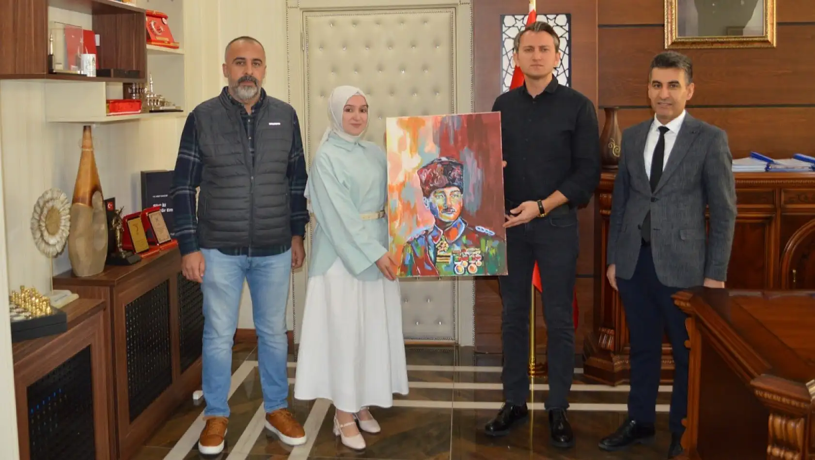 Siirt Baykan'da 10 Kasım'a Anlamlı Hediye