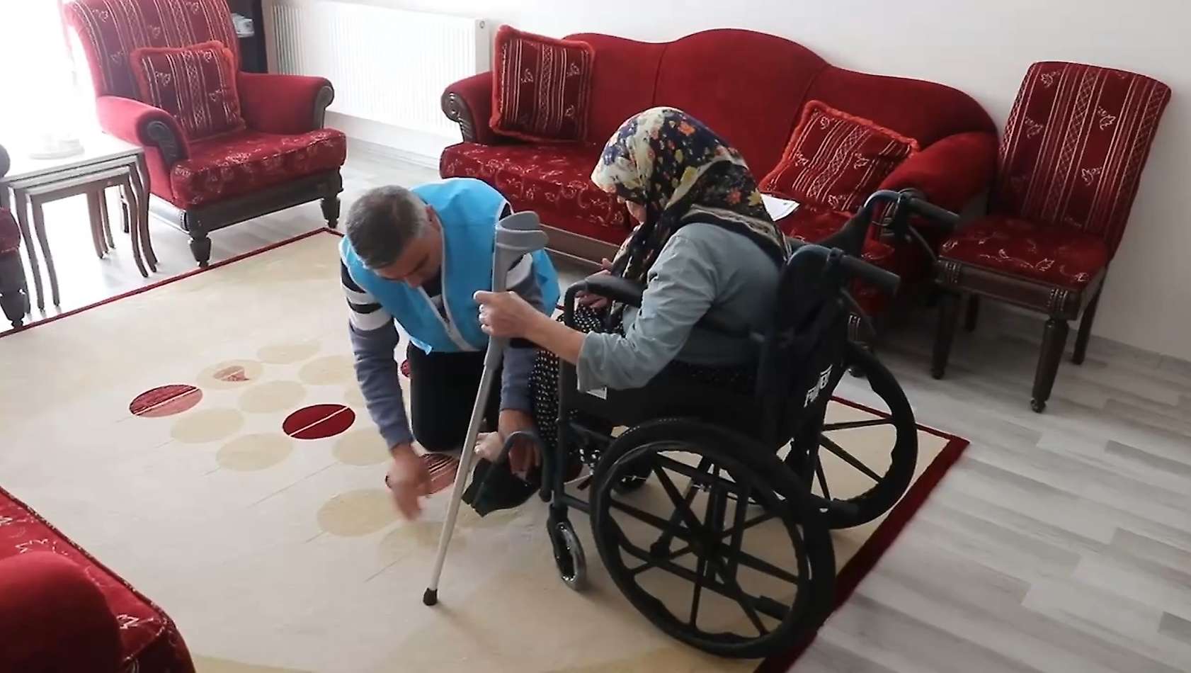 Siirt Belediyesinden İhtiyaç Sahiplerine 5 Medikal Destek Ürünü