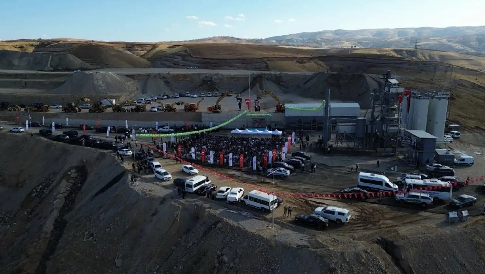 Siirt İl Özel İdaresinden yol ve altyapıya 1,1 milyar liralık yatırım