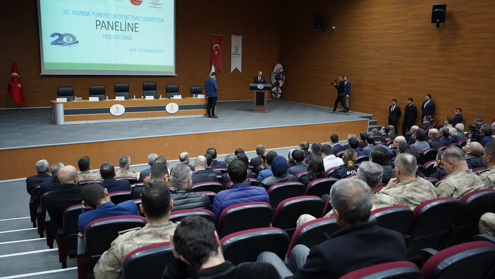 Siirt'te denetimli serbestliğin 20. yılı panelle ele alındı: ''Amaç cezalandırmak değil, topluma kazandırmak''