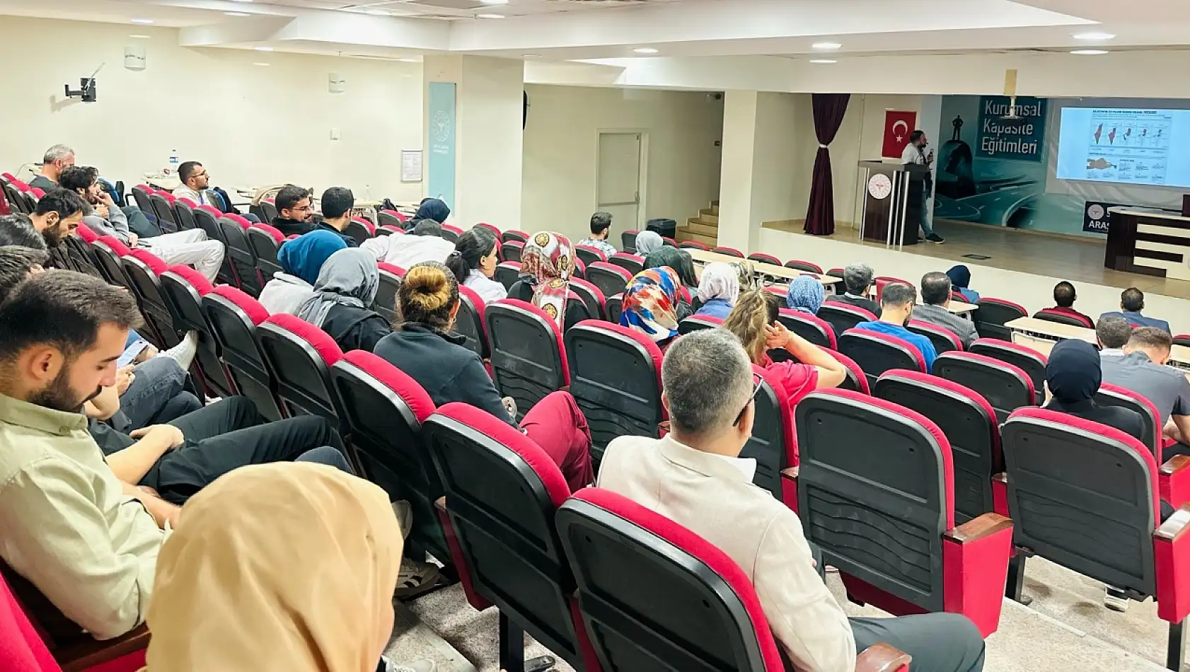 Siirt Üniversitesi Tıp Fakültesi Siirt Eğitim ve Araştırma Hastanesi'nde 'İlk Ders: Gazze' Etkinliği Düzenlendi