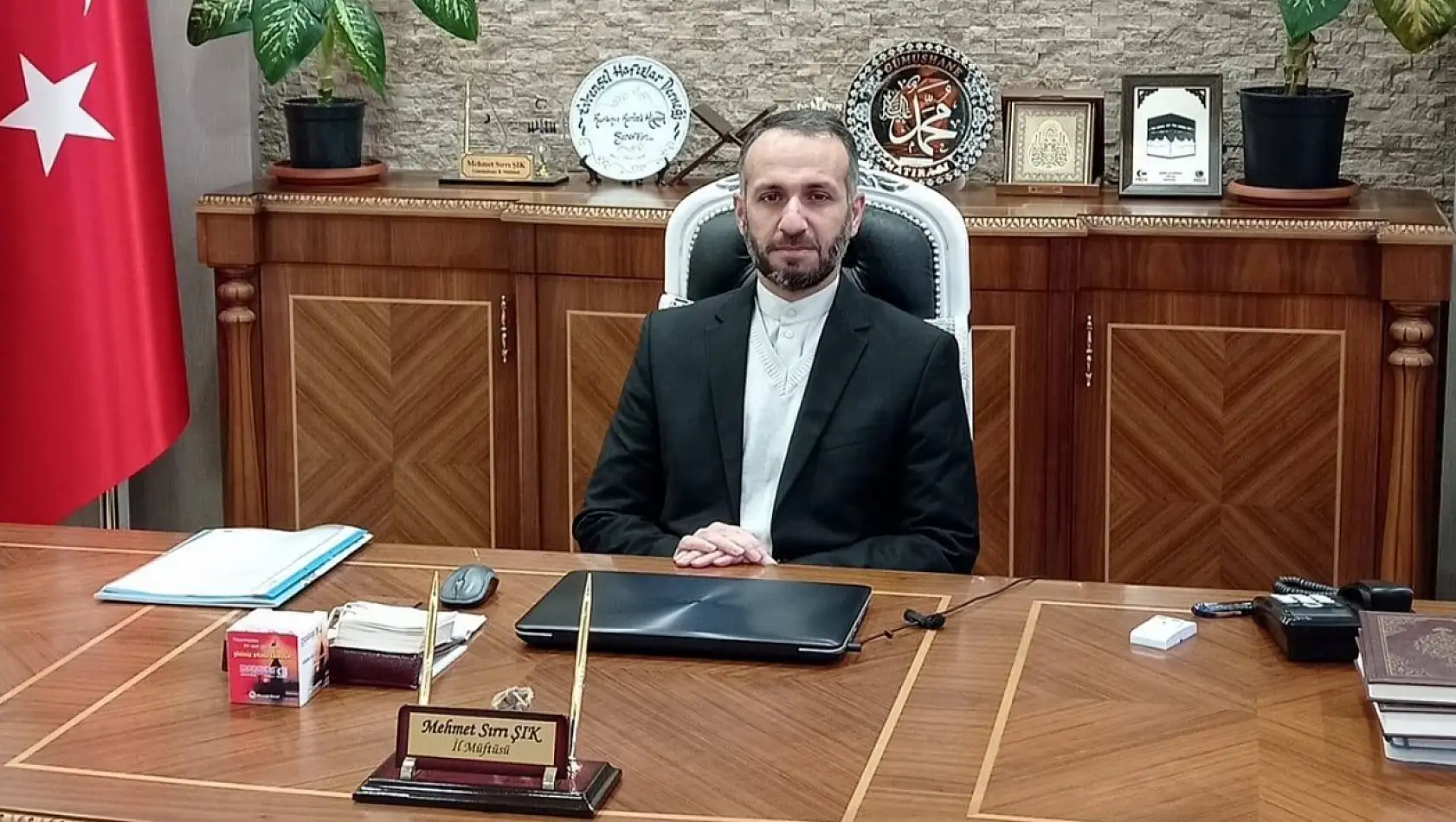 Siirtli Van İl Müftüsü Dr. Mehmet Sırrı Şık'ın Acı Günü