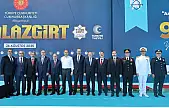Vali Kızılkaya Malazgirt Zaferi'nin 954. yıl dönümünde: 'Sultan Alparslan ve şehitlerimizi rahmetle anıyoruz'