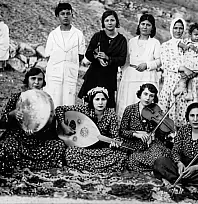 1931 Yılına Ait Siirt Garzanlı Kadınların Fotoğrafı Ortaya Çıktı