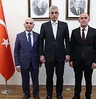 AK Parti Siirt Heyetinden Sağlık Bakanı Memişoğlu'na Ziyaret