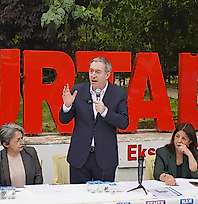 DEM Parti Siirt Milletvekili Tuncer Bakırhan Kurtalan'da Konuştu: 'Siirt'in Her Tarafı Baraj ama Suyu Yok'