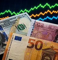 Döviz Kurlarında Rekor Serisi Sürüyor: Dolar, Euro ve Sterlin Yeni Zirveleri Gördü