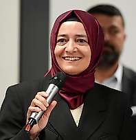 Fatma Betül Sayan Kaya AK Parti'deki Görevlerinden İstifa Etti