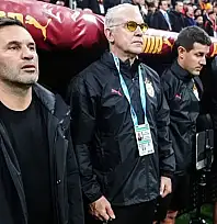 Galatasaray'da yedek kulübesi tartışması