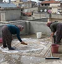 Gaziantep'te Halı Yıkarken Elektrik Akımına Kapılan 2 Kadın Hayatını Kaybetti