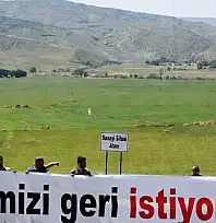 Köylülerden Kurtalan Kaymakamı'na Çağrı: Proje Yoksa Arazimizi Geri Verin