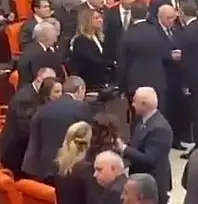 Meclis'te AK Parti ve DEM Parti Siirt milletvekilleri arasında sıcak anlar