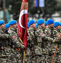 Mesleki Eğitim Zirvesinden Çarpıcı Öneri: Meslek Liselilere Askerlik Muafiyeti Gündeme Geldi