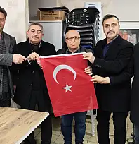 MHP Siirt İl Başkanlığından Türk Bayrağı Hassasiyeti