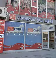 Özgür Özel, 74 İl Başkanıyla Toplandı: Siirt İl Başkanı Toplantıya Katılmadı