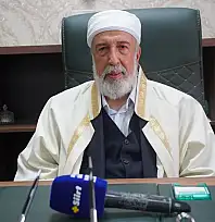 Şeyh Muiniddin Aydın'dan Artı Siirt'e Özel Mesaj: ''Kanaat Önderlerinin Görevi Sadece Ders Vermek Değil, Toplumun Yaralarını Sarmaktır''