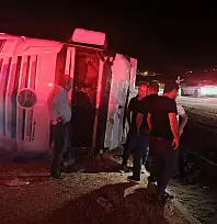 Siirt-Batman Yolunda TIR Devrildi: Sürücü Yaralandı