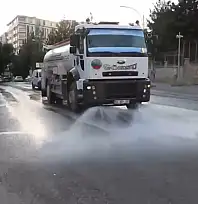 Siirt Belediyesi Sokakları Yıkamaya Başladı