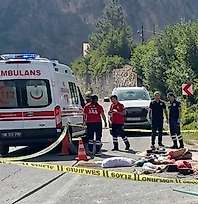 Siirt - Bitlis Kara Yolunda Kaza: 10 Yaşındaki Çocuk Hayatını Kaybetti, Aynı Aileden 3 Kişi Ağır Yaralandı