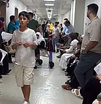 Siirt Eğitim Ve Araştırma Hastanesi'nde Röntgen Yoğunluğu: Vatandaşlar Ayakta Sıra Bekliyor
