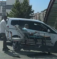 Siirt Eğitim ve Araştırma Hastanesi'nde Otopark Çilesi Büyüyor! Hasta Sedyeyle Yolun Ortasından Taşındı