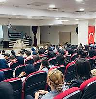 Siirt Eğitim ve Araştırma Hastanesi'nde stajyer öğrencilere İSG ve uyum eğitimi