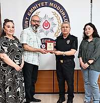Siirt Emniyet Müdürlüğünde Emekliye Ayrılan Polis Memuru Erdal Saraç'a Vefa