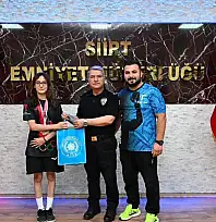 Siirt Emniyet Müdürü Özdemir Türkiye Boks Şampiyonu Hiranur Yıldız'ı Konuk Etti