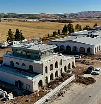 Siirt Havalimanı'ndaki Yeni Terminal İnşaatında Çalışmalar Yüzde 85 Seviyesine Ulaştı