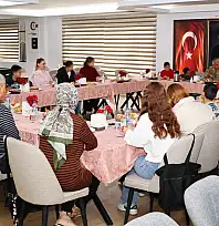 Siirt İl Jandarma Komutanı Özmen, çocuklarla kahvaltıda buluştu