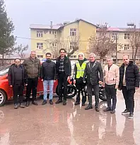 Siirt İl Milli Eğitim Müdürü Saz, Eruh'taki sürücü kursiyerleri sınavını inceledi