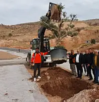 Siirt'in Eruh İlçesinin Girişine Peyzaj Çalışması Yapılıyor