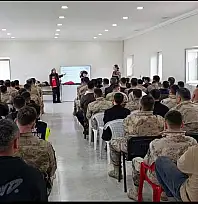 Siirt Pervari'de Askeri Personele ''Çocuklarda Mahremiyet Bilinci'' Eğitimi Verildi