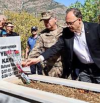 Siirt Şirvan'da 37 şehit dualarla anıldı