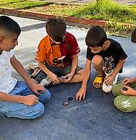 Siirt'te 1990'ların Oyunu Yeniden Sokaklara Döndü: Çocuklar Tasoyu Seçti