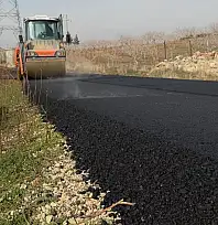 Siirt'te 20 bin vatandaşın kullandığı Kayabağlar grup yolu BSK Asfalt ile yenileniyor
