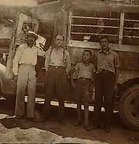 Siirt'te 86 Yıl Öncesine Ait Fotoğraf Ortaya Çıktı: Yolculuklar Kamyon Kasasında Yapılıyordu
