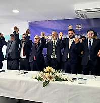Siirt'te Çelik Ailesi DEVA Partisinden AK Parti'ye Geçti