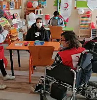 Siirt'te de yüzlerce aile belirsizlikle karşı karşıya! Özel Eğitimde Yaş Sınırı 27'ye Çekildi